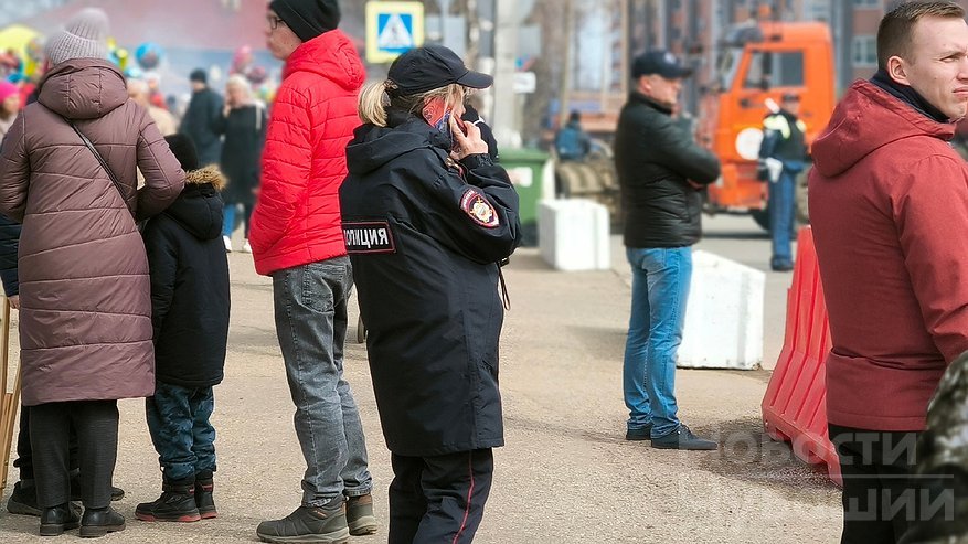 В Благовещенске водитель влетел в толпу людей