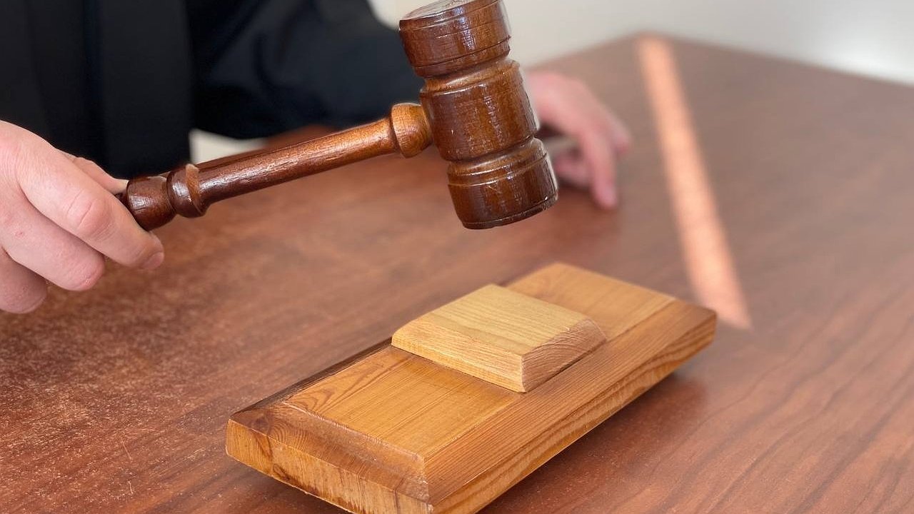 Главная картинка новости: В Чувашии одна из организаций заплатит полмиллиона рублей за взятку в крупном размере