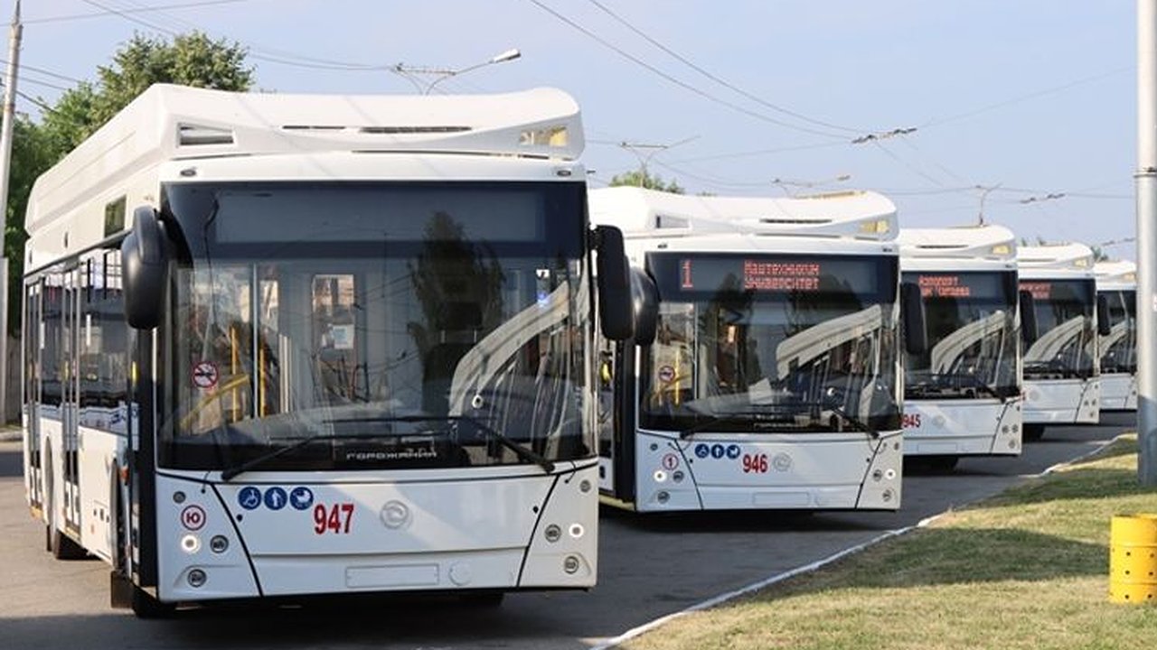 Главная картинка новости: В День Республики между Чебоксарами и Новочебоксарском заработает 62 троллейбусный маршрут
