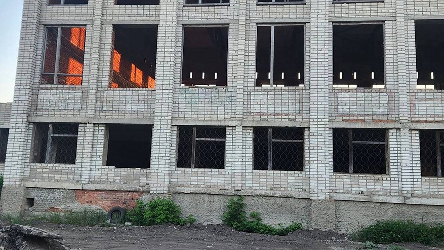 Главная картинка новости: Прокуратура опасается, что в Алатыре в заброшенном здании могут совершаться преступления против детей
