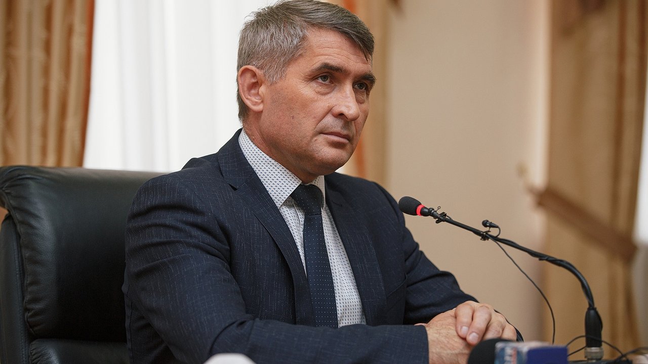 Главная картинка новости: Николаев дал интервью ведущим СМИ Чувашии