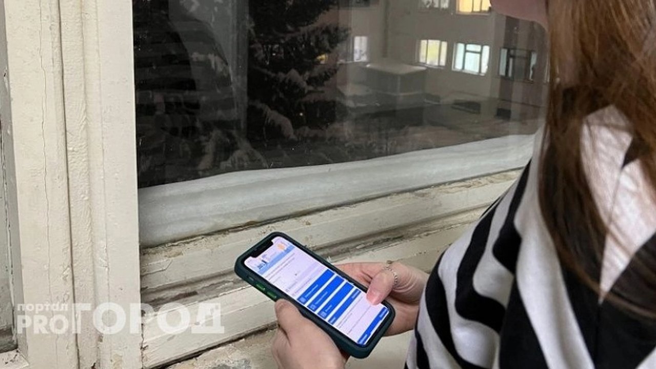 Главная картинка новости: С завтрашнего дня: Сбербанк предостерег россиян, на чьих телефонах есть "Сбер Онлайн"