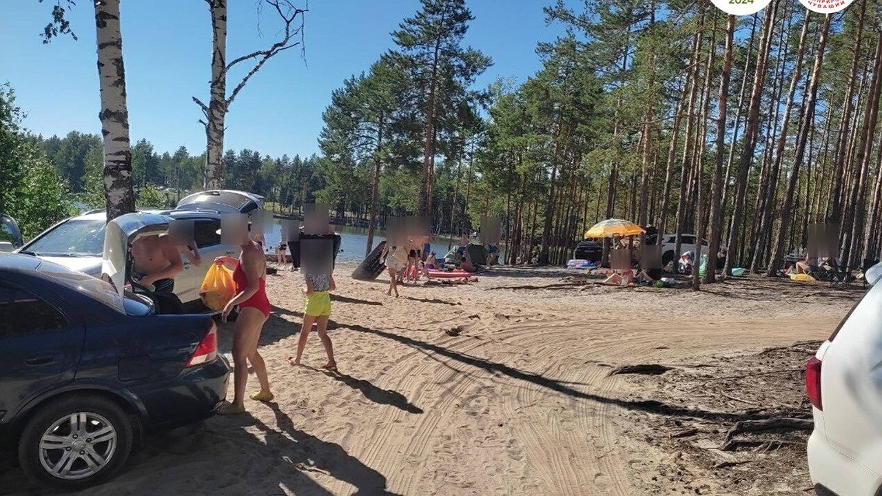 Главная картинка новости: В Чебоксарах в Заволжье около санатория в Волге пропали два парня