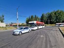 На кольце Тракторостроителей в Чебоксарах легковушка влетела в троллейбус: три человека получили травмы