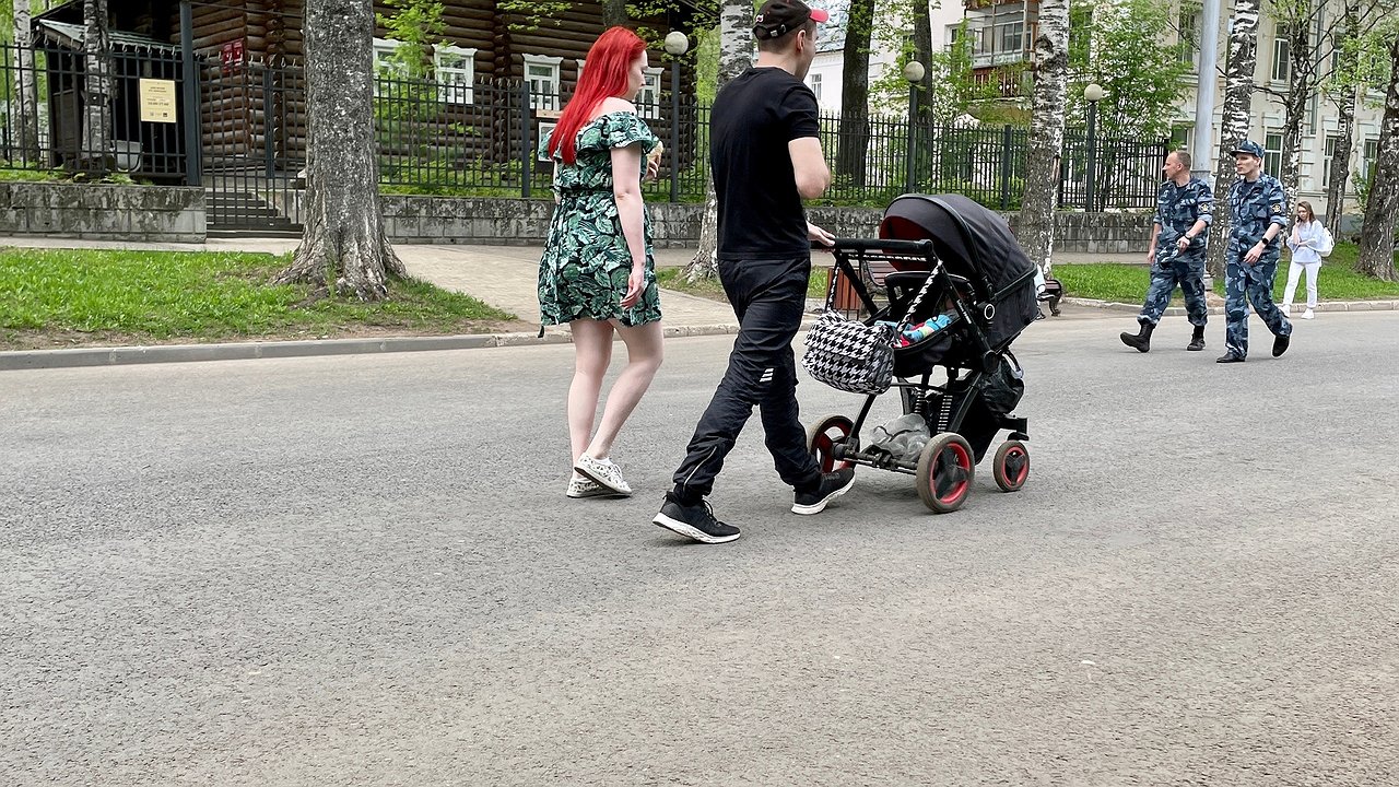 Главная картинка новости: В Чебоксарах новорожденную девочку назвали необычным именем, означающим в переводе "молодая женщина"