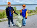 Юные новочебоксарцы очистили берег Волги от мусора