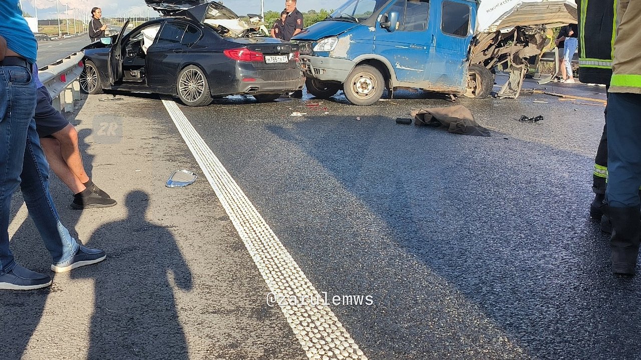 Главная картинка новости: В смертельную аварию на М12 угодила BMW 5-серии с чувашскими номерами