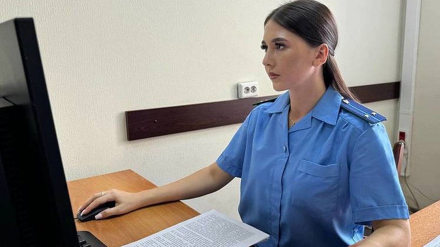Главная картинка новости: Прокуратура Чувашии помогла местной жительнице получить зарплату