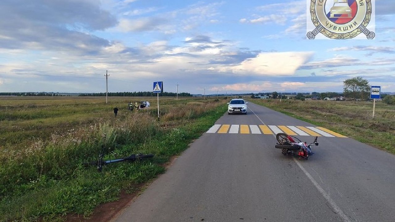 Главная картинка новости: В Чувашии автоледи сбила ребенка на мопеде