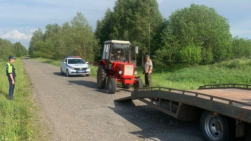 Главная картинка новости: Гостехнадзор Чувашии объявил о проведении акции «Лайӑх тракторист»