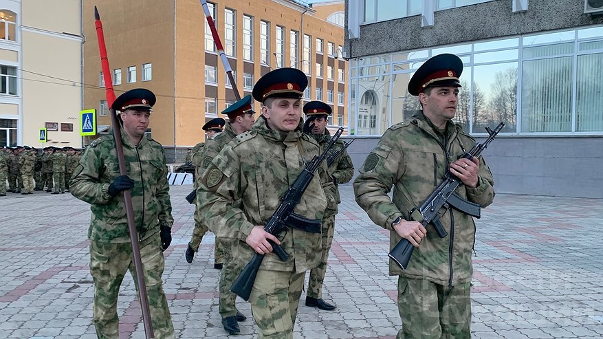 В "Белых камнях" провели церемонию закрытия смены проекта "Время героев"