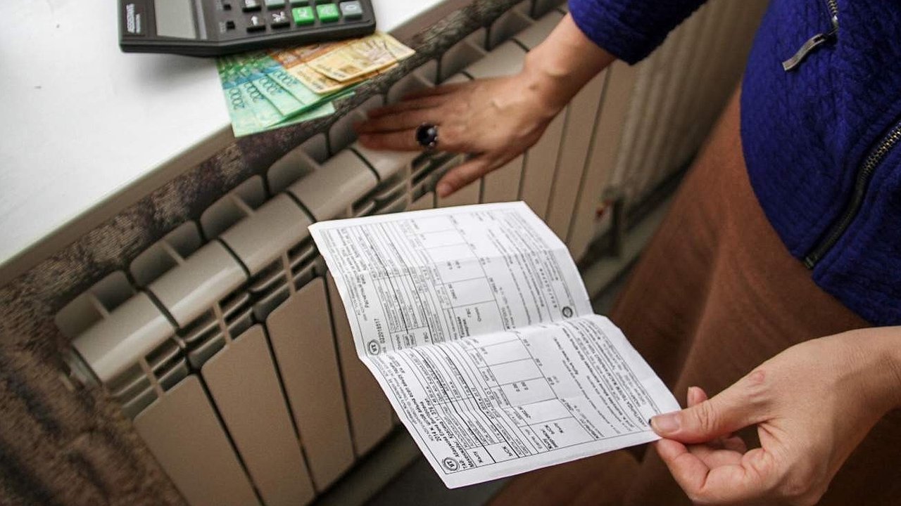 Главная картинка новости: Среднестатистическая семья из Чувашии тратит на коммуналку чуть больше 3 тысяч рублей