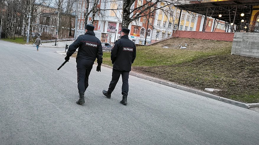 Главная картинка новости: Полицейские провели мастер-класс для чебоксарских пенсионеров