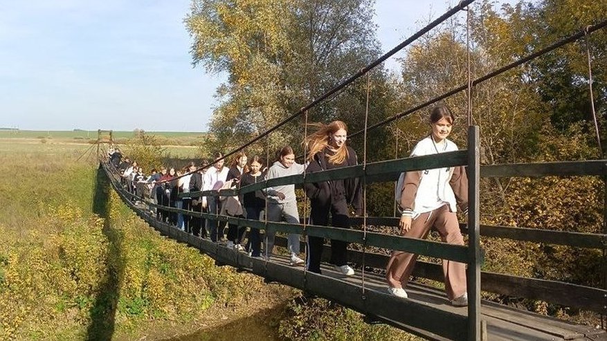 Главная картинка новости: Школьники открывают яркие уголки Чувашии благодаря специальным турмаршрутам