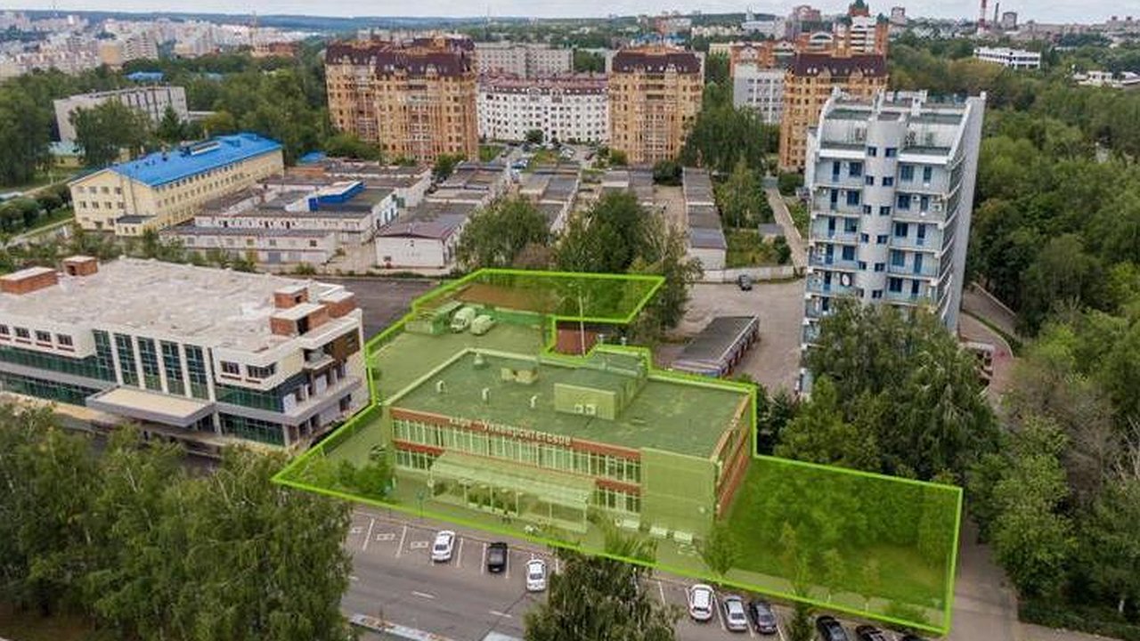 Главная картинка новости: Здание "университетского" кафе в Чебоксарах выставлено на продажу