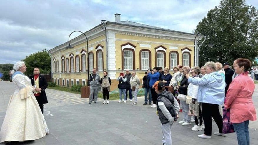 Главная картинка новости: Проверки экскурсоводов через QR-код вводят в Чувашии