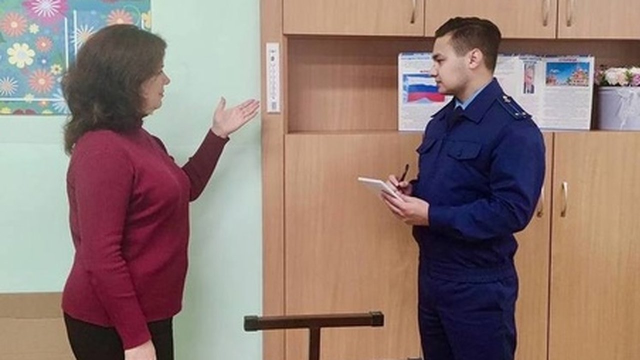 Главная картинка новости: Проверка термометров в Чувашии: прокуратура уверяет, что температура в школах и детских садах соответствует нормам