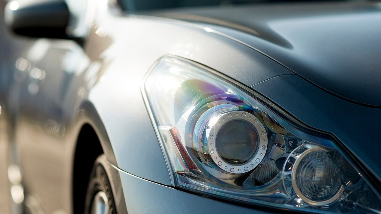 Главная картинка новости: Подросток из Чебоксар продал угнанный автомобиль за 10 тысяч рублей: как предотвратить рост преступности среди молодёжи