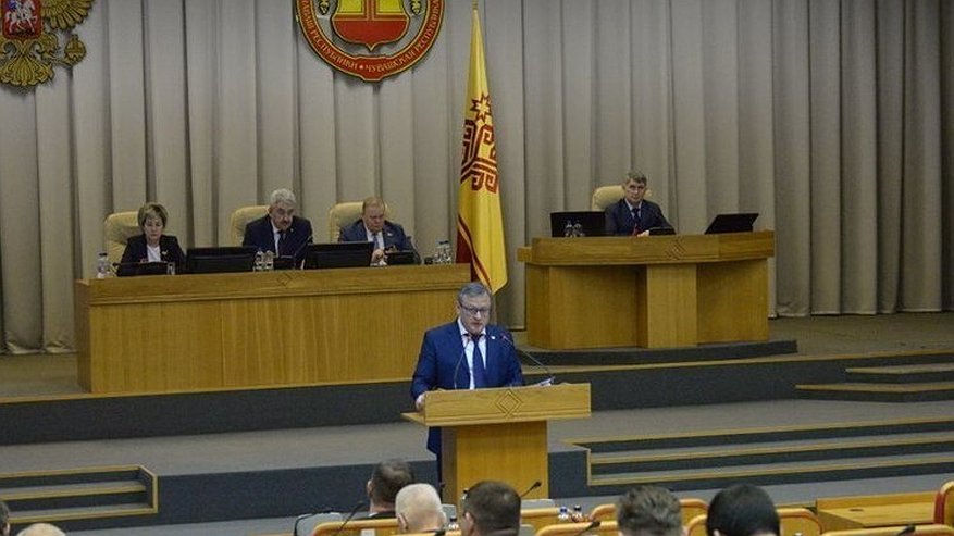 Главная картинка новости: Глава Чувашии утвердил бюджет на 2025–2027 годы