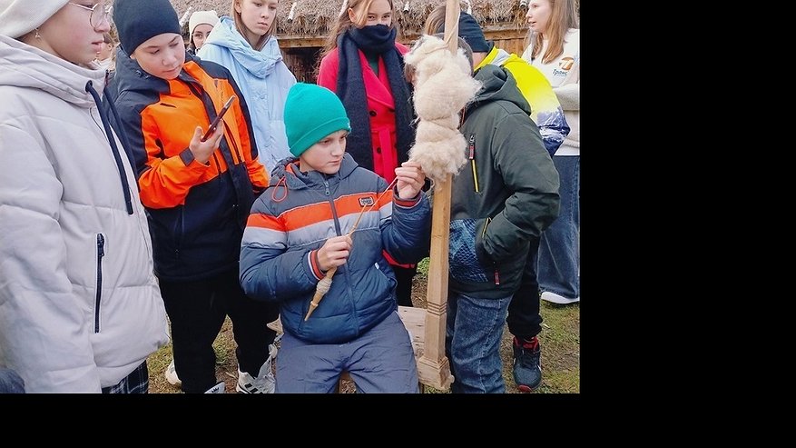 Главная картинка новости: В следующем году программа бесплатного школьного туризма будет продолжена