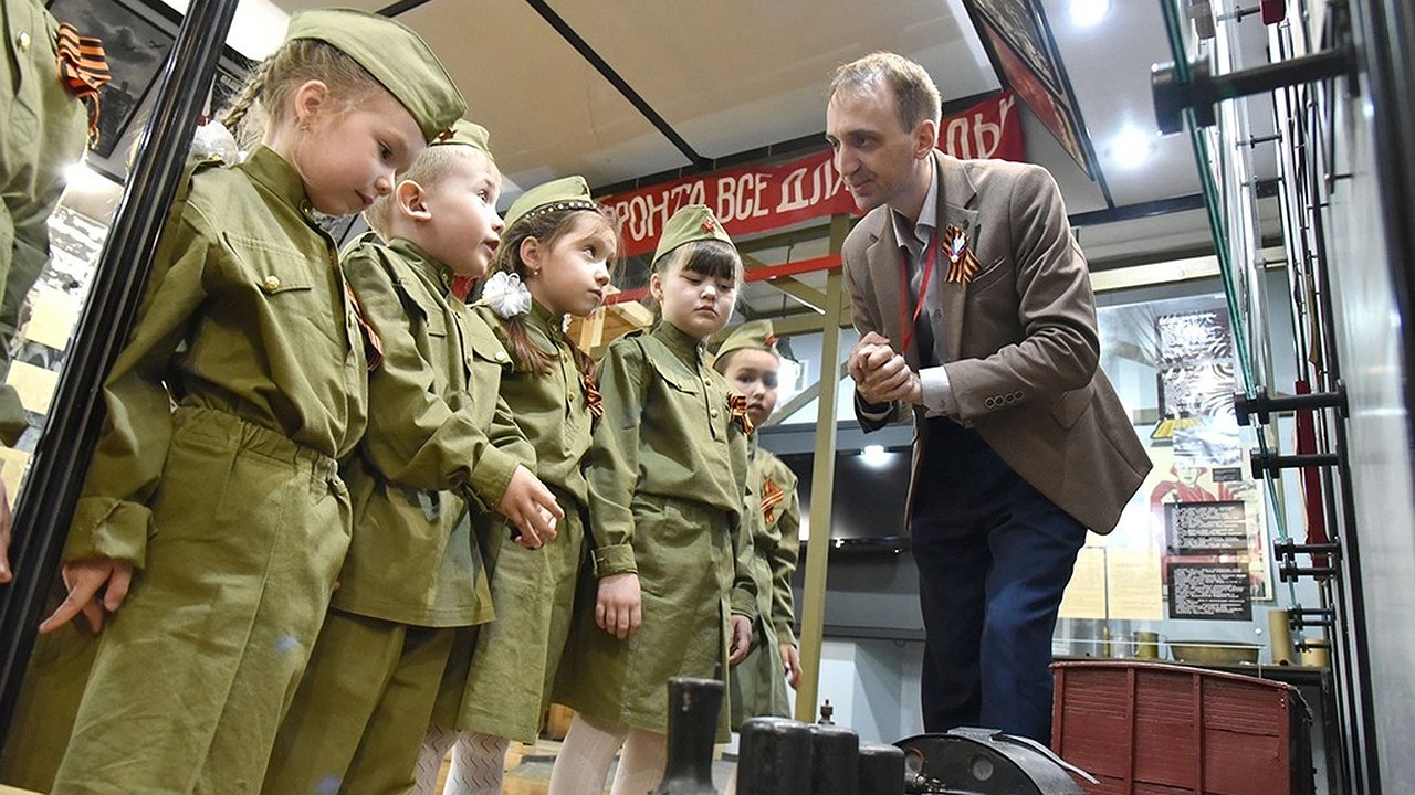 Главная картинка новости: Неделя патриотического воспитания стартовала в Чувашском национальном музее