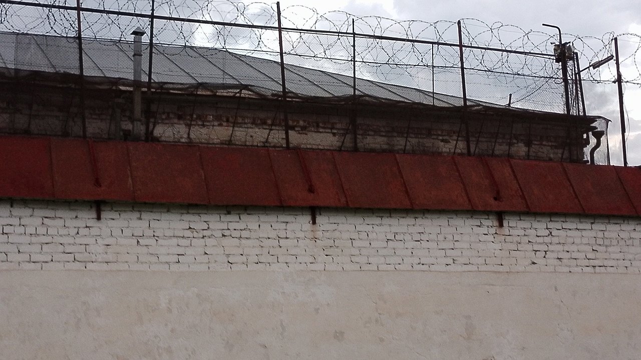 Главная картинка новости: Сотрудник службы единого заказчика получил 8 лет колонии за взятку