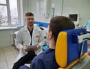 17-летний парень сломал челюсть во время катания на коньках