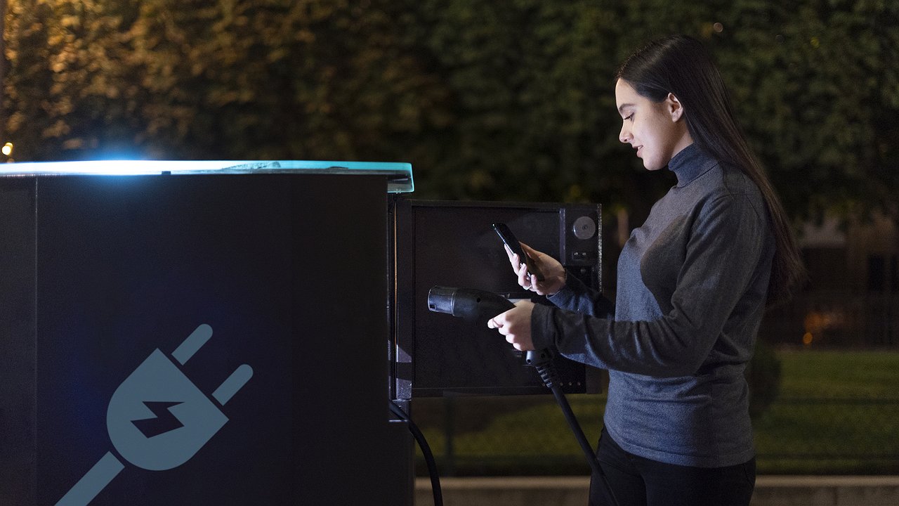 Главная картинка новости: За 2024 год в Чувашии ввели в эксплуатацию 34 электрозарядных станций