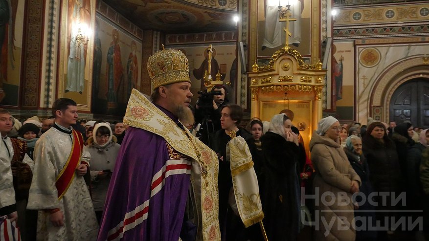 МЧС Чувашии на Рождество обеспечивает безопасность богослужений в храмах