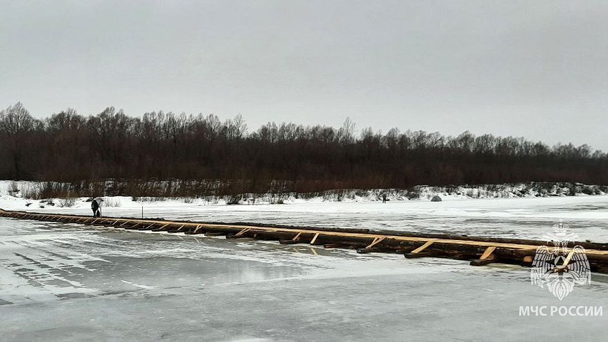 Главная картинка новости: Между Нижегородской областью и Чувашией открыли ледовую переправу