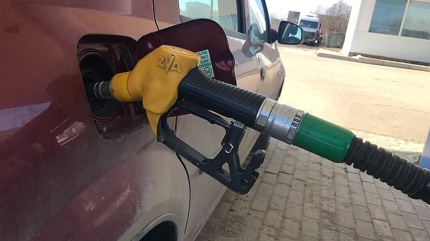 Главная картинка новости: С 2 февраля будет полный запрет. Автомобилистов ждет неожиданное изменение на АЗС