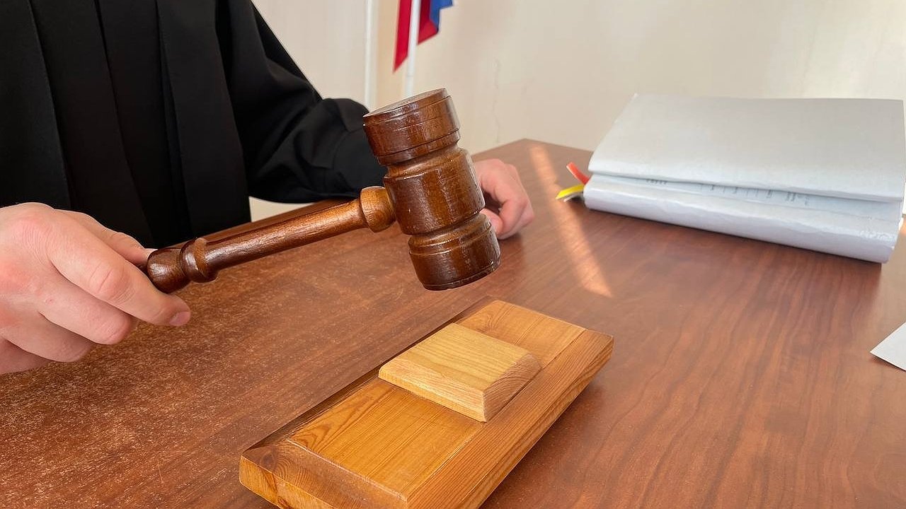 Главная картинка новости: Управляющую компанию в Шумерле признали банкротом