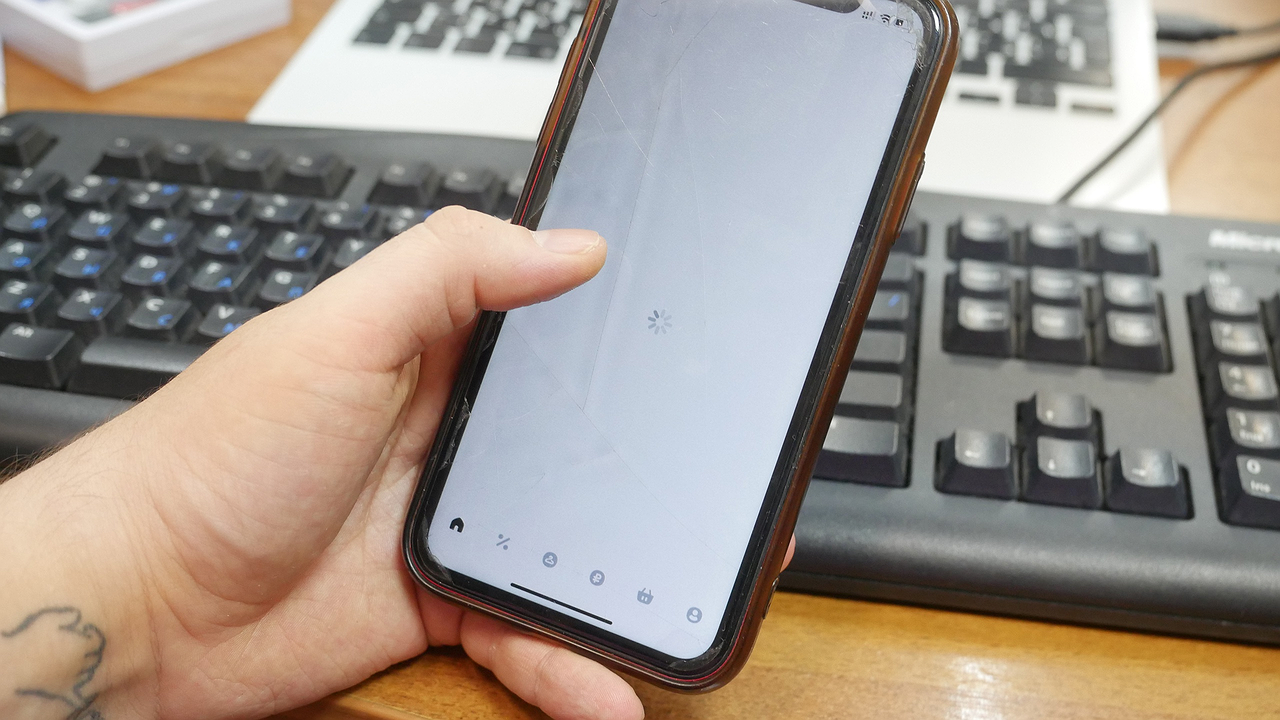 Главная картинка новости: Не будет доступа уже с 9 февраля: WhatsApp и Telegram вводят новое правило для всех россиян без исключения