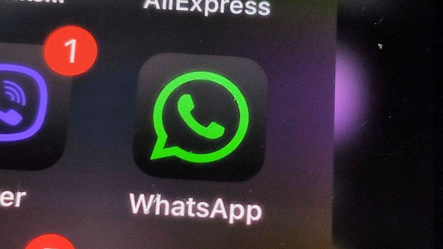 Главная картинка новости: С 18 февраля прекращает работу: WhatsApp в России принял трудное решение