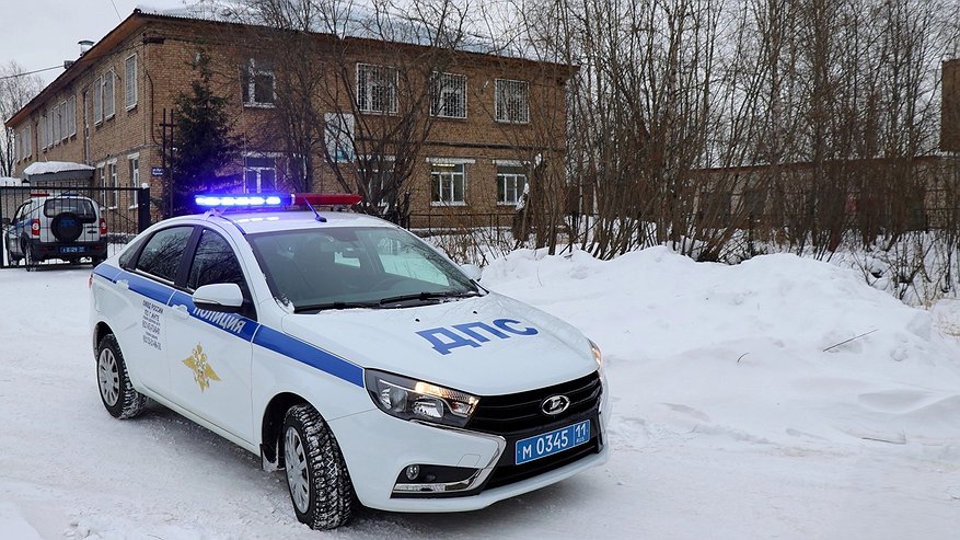 Главная картинка новости: С 1 марта за установку таких фар зимой сразу лишат прав без разбирательств – стоят у каждого второго водителя