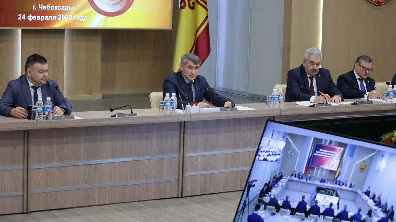 Главная картинка новости: В Чувашии наблюдается рост промышленности, торговли и доходов бюджета