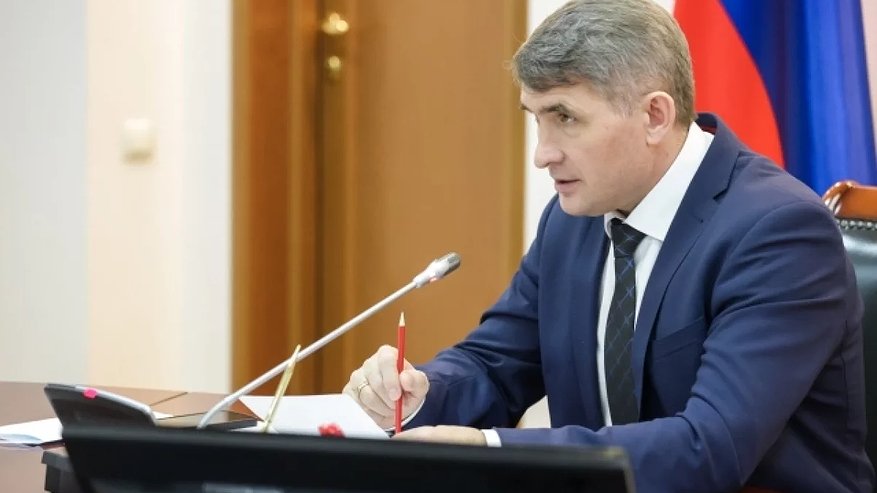 Главная картинка новости: Глава Чувашии посетил выставку «РЕЛАВЭКСПО-2025» в Чебоксарах