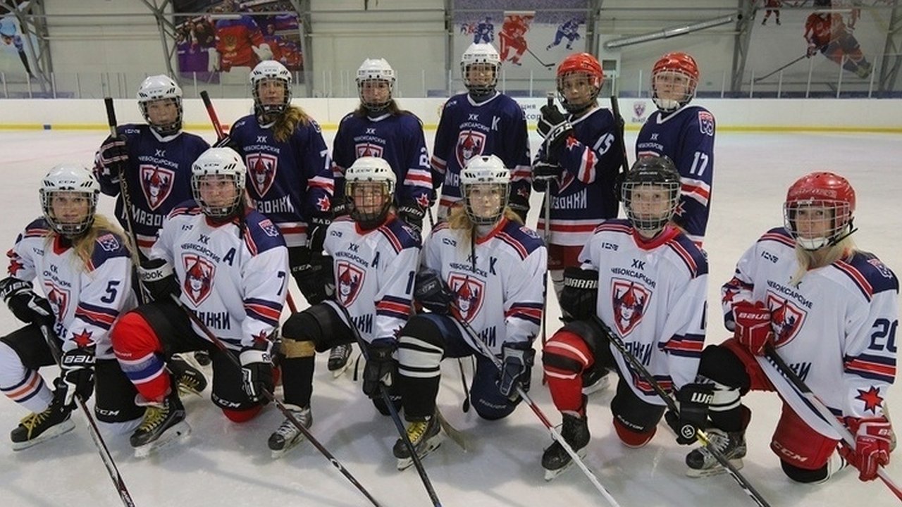 Главная картинка новости: В Чувашии зажжется звезда женского хоккея