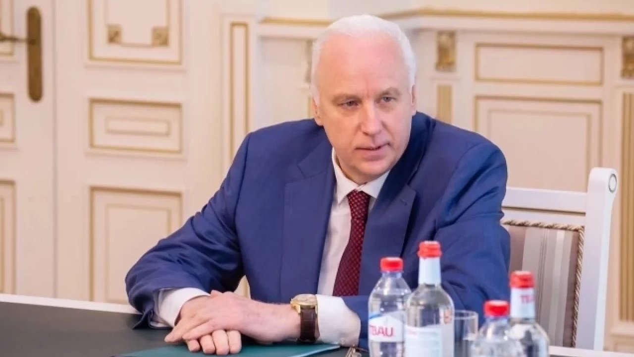 Главная картинка новости: Бастрыкин поручил провести проверку состояния обелиска в Новочебоксарске