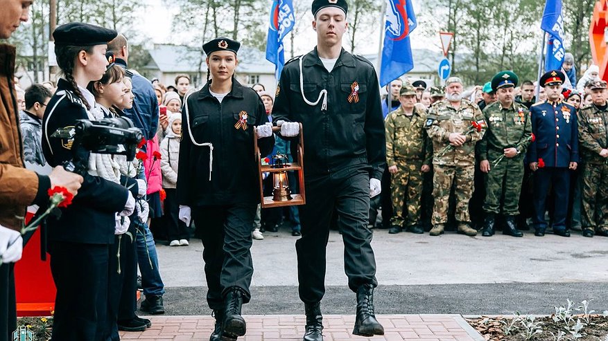 Главная картинка новости: В Чувашии зажгли двенадцатый Вечный огонь