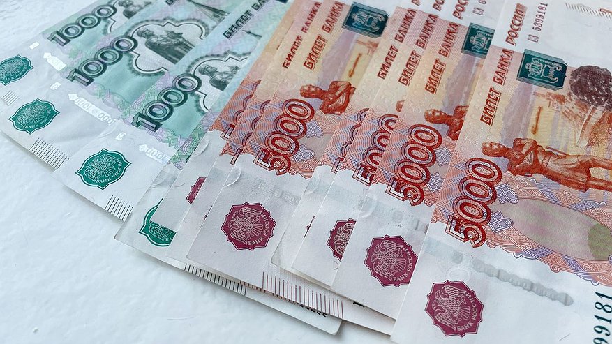 Главная картинка новости: Россиянам после праздников дадут по 12 000 рублей от СФР. объявлена точная дата прихода денег на карту