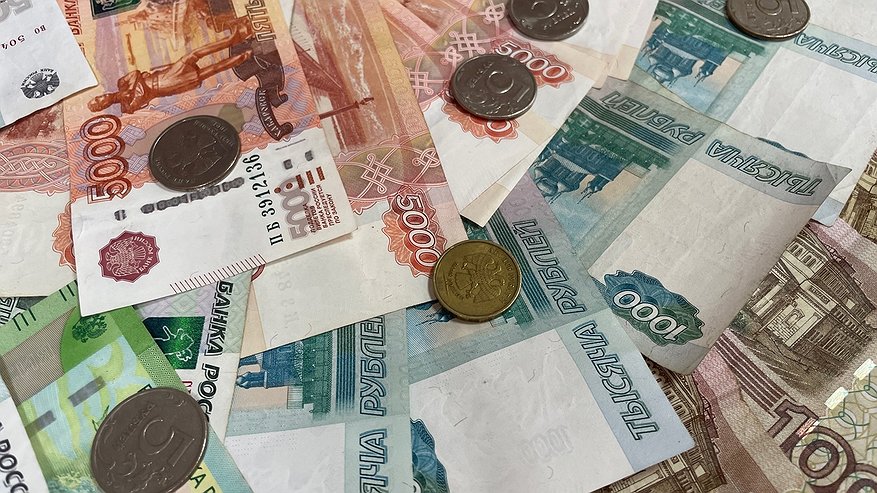 Главная картинка новости: Каждый владелец карты «Мир» получит по 10 000 рублей. Деньги зачислят уже с 18 мая