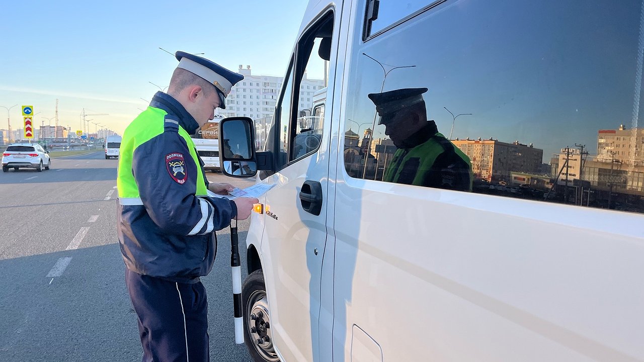 Главная картинка новости: С 21 мая водителей начнут штрафовать за такой тип колес - кто попал в список
