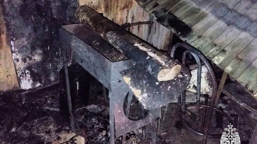 Главная картинка новости: В Чебоксарах отдых с шашлыками обернулся страшным пожаром