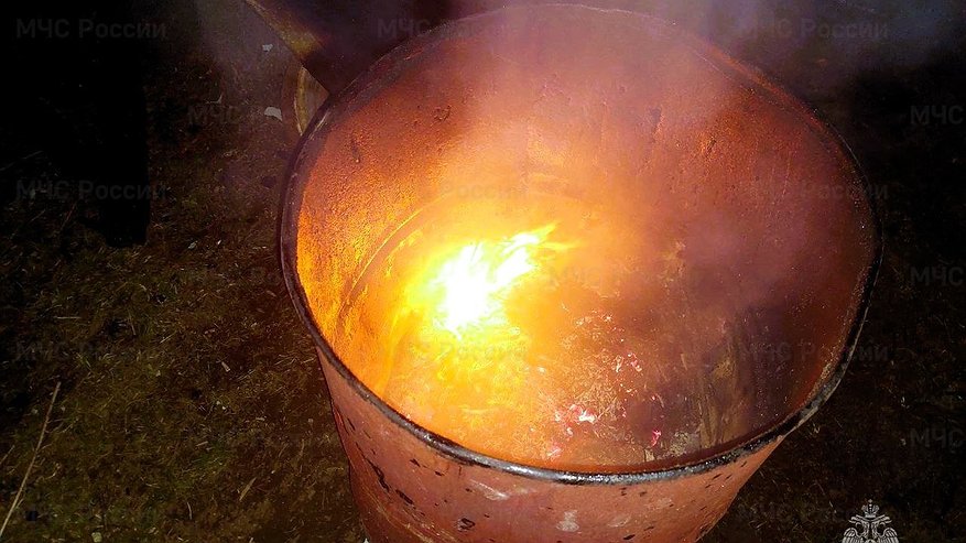 Главная картинка новости: В Чебоксарах беспечное сжигание мусора обернулось уничтожением дачи