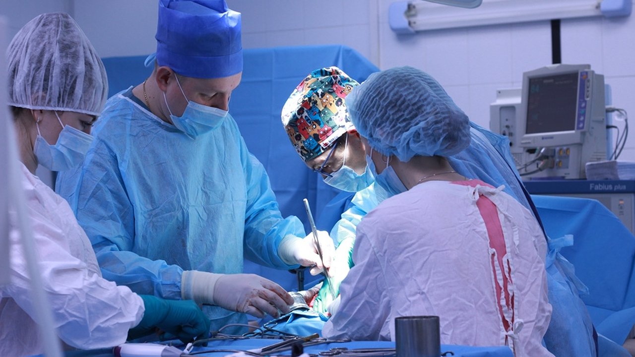 Главная картинка новости: Чувашские медики совершили чудо: спасли женщину от "тихой убийцы"