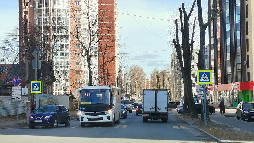 Главная картинка новости: С 2 июня - новое правило вводится для всех, кто водит автомобиль. Теперь полный запрет