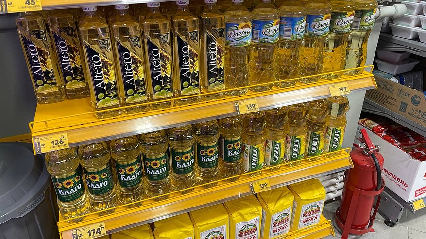 Главная картинка новости: Это масло берите по 5 бутылок: в Роскачестве указали на лучшие марки подсолнечного масла
