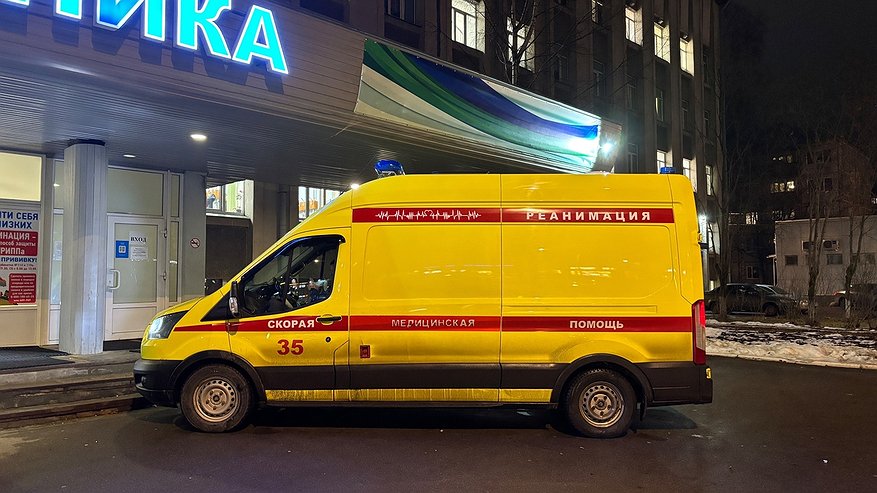 Главная картинка новости: В Чебоксарах рабочий получил ожоги, упав в кипяток на теплотрассе