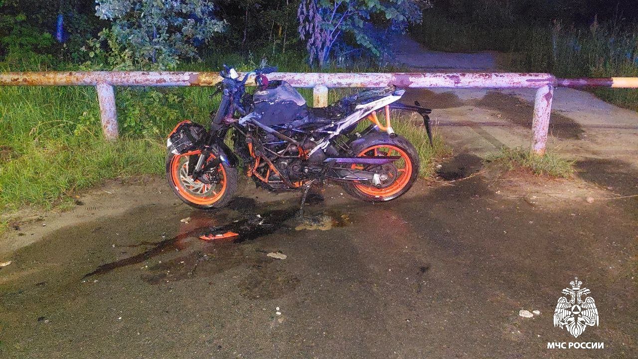 Главная картинка новости: В Чебоксарах на заправке вспыхнул мотоцикл